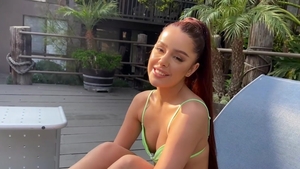 BJ Raw - Brunette Vanna Bardot facial