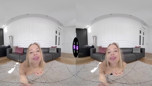 TMWVR Network: Workout in the company of beautiful couple